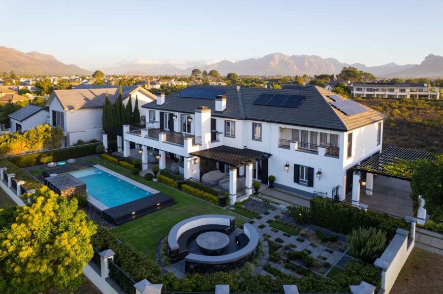 4 Bedroom Property for Sale in Val De Vie Estate Western Cape